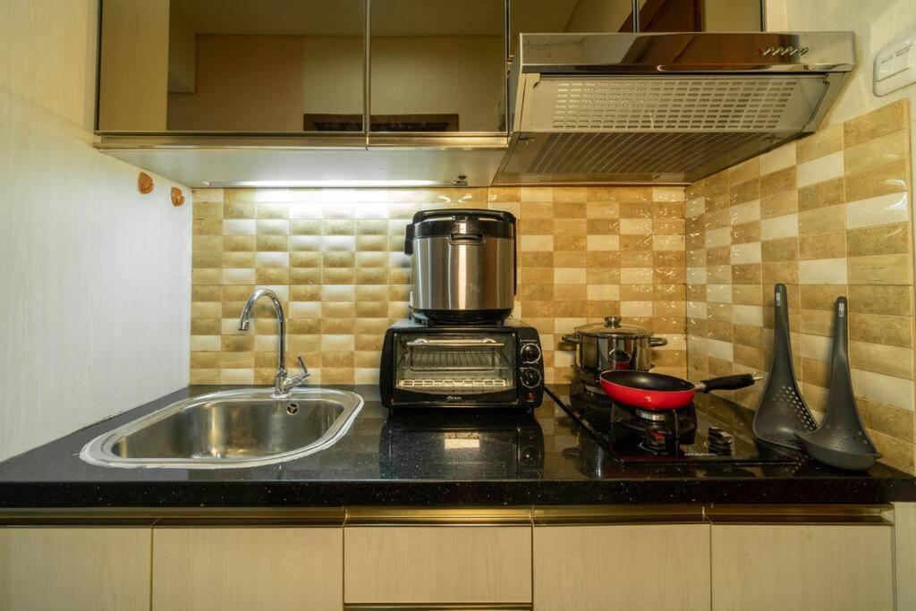 Modern & Comfy Studio In Central Jakarta, Scbd מראה חיצוני תמונה